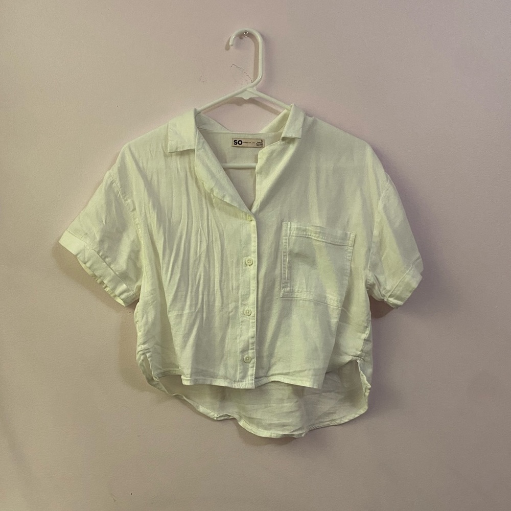 cropped white button down collared top